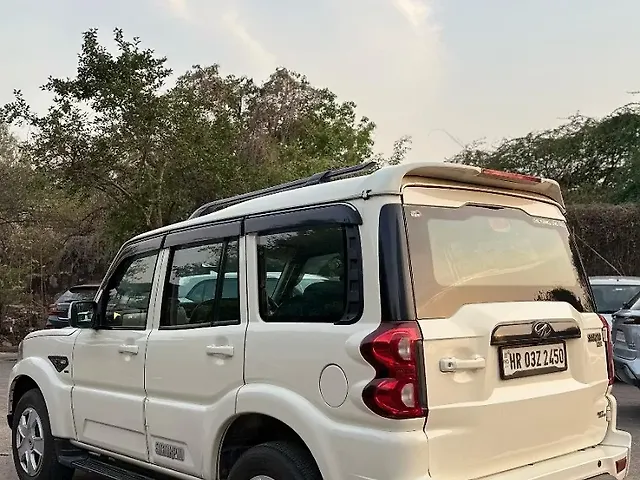 Used Mahindra Scorpio 2021 S5 2WD 7 STR in Delhi