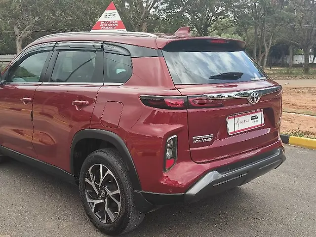 Used Toyota Urban Cruiser Hyryder V Hybrid [2022-2023] in Bangalore