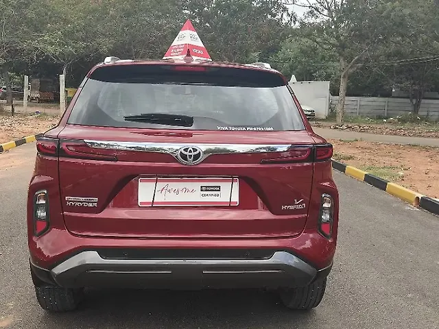 Used Toyota Urban Cruiser Hyryder V Hybrid [2022-2023] in Bangalore