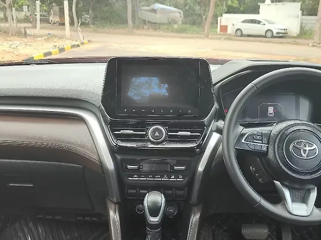 Used Toyota Urban Cruiser Hyryder V Hybrid [2022-2023] in Bangalore