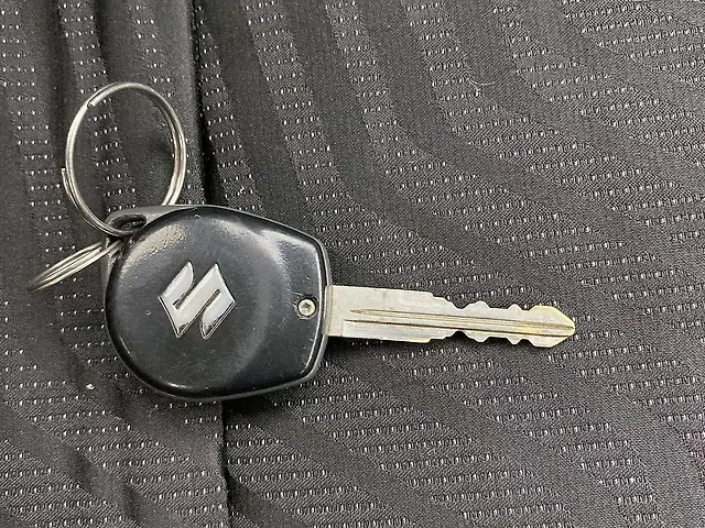 Used Maruti Suzuki Swift [2021-2024] VXi AMT [2021-2023] in Hyderabad