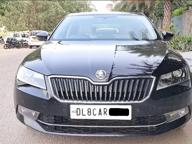 Used 2017 Skoda Superb in Delhi