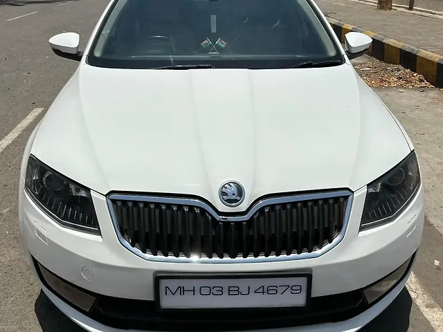 Used 2013 Skoda Octavia in Mumbai