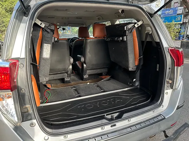 Used Toyota Innova Crysta [2020-2023] GX 2.4 AT 7 STR in Delhi