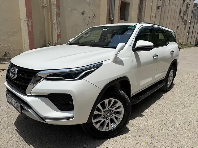 Used Toyota Fortuner 4X4 AT 2.8 Diesel in Delhi
