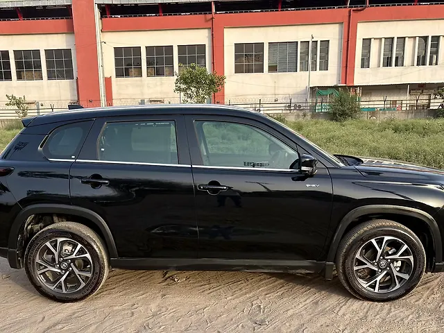 Used Toyota Urban Cruiser Hyryder V AT NeoDrive [2023-2025] in Delhi