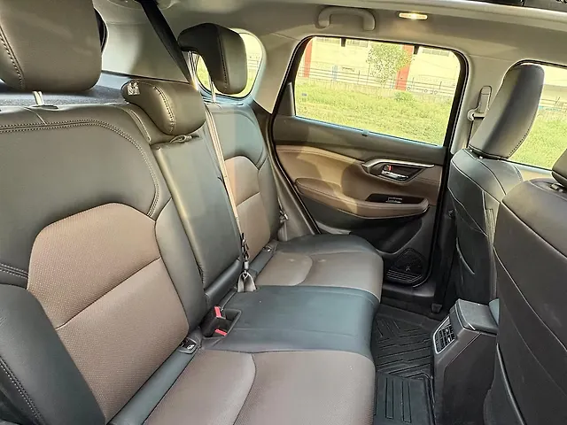 Used Toyota Urban Cruiser Hyryder V AT NeoDrive [2023-2025] in Delhi