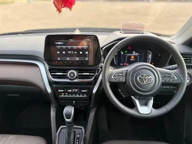 Used Toyota Urban Cruiser Hyryder V AT NeoDrive [2023-2025] in Delhi