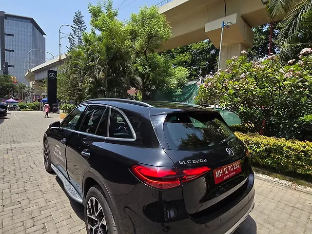 Used Mercedes-Benz GLC 220d 4MATIC in Pune