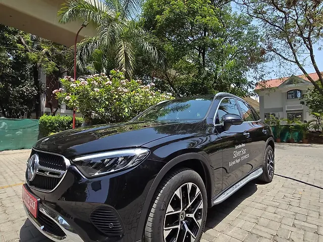 Used Mercedes-Benz GLC 220d 4MATIC in Pune