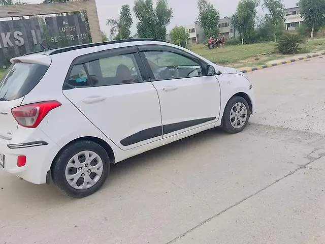 Used Hyundai Grand i10 [2013-2017] Magna 1.1 CRDi [2016-2017] in Mohali