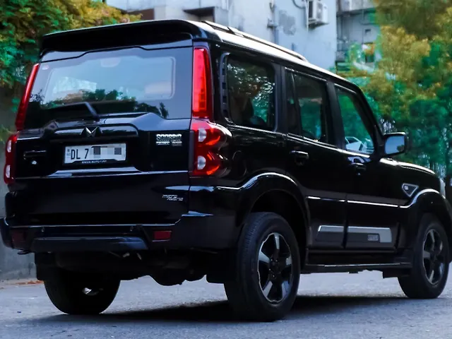 Used Mahindra Scorpio S11 MT 7S in Delhi