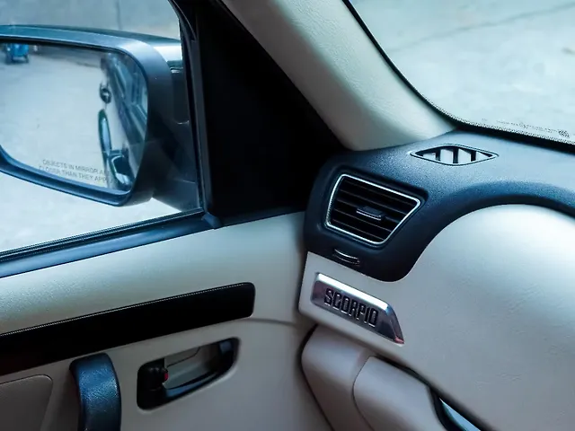 Used Mahindra Scorpio S11 MT 7S in Delhi