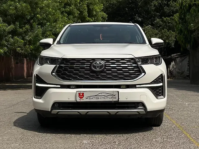 Used 2024 Toyota Innova Hycross in Delhi
