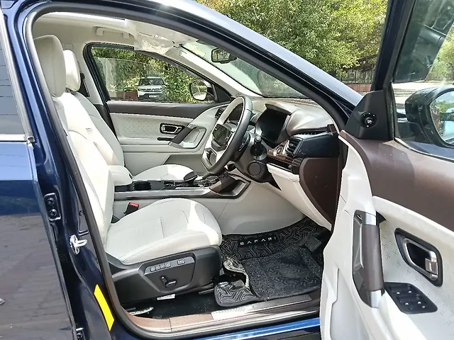 Used Tata Safari Accomplished Plus Dual Tone AT 7 STR in Delhi