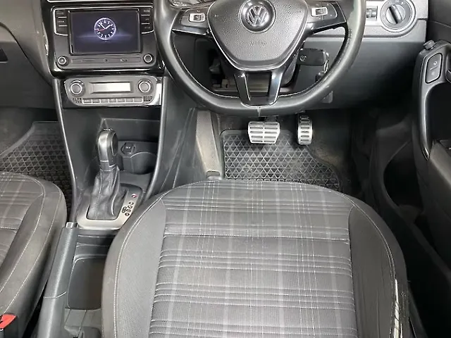 Used Volkswagen Polo Comfortline 1.0L TSI AT in Hyderabad