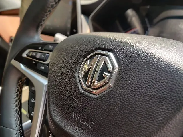 Used MG Gloster [2020-2022] Savvy 6 STR 2.0 Twin Turbo 4WD in Hyderabad