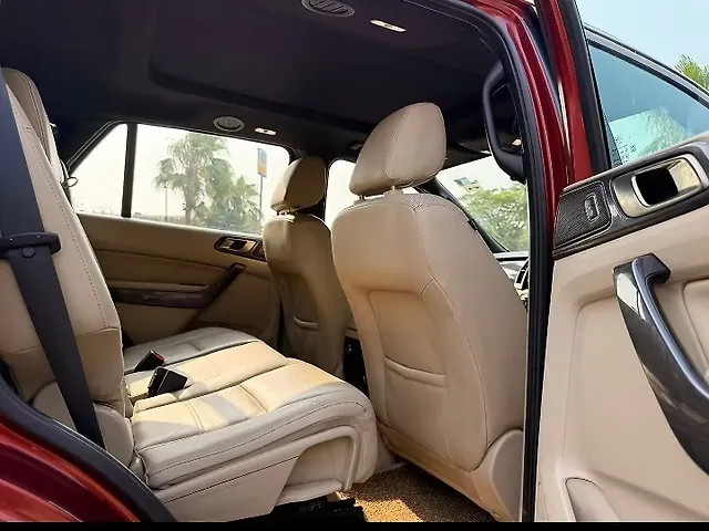 Used Ford Endeavour [2016-2019] Titanium 3.2 4x4 AT in Delhi