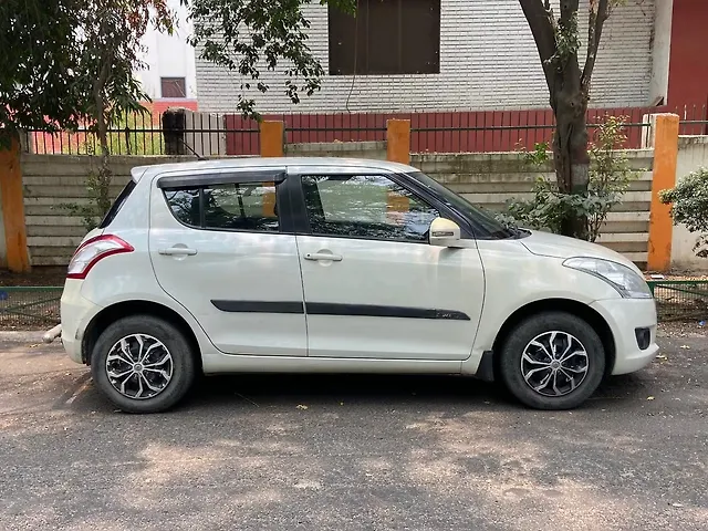 Used Maruti Suzuki Swift [2011-2014] VXi in Lucknow
