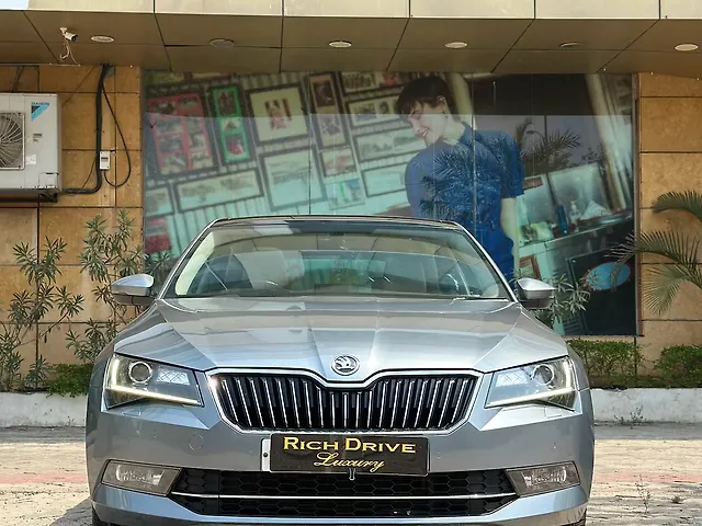 Used 2017 Skoda Superb in Nagpur