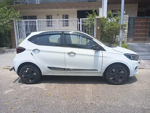 Used Tata Tiago EV XZ Plus Long Range [2022-2025] in Lucknow