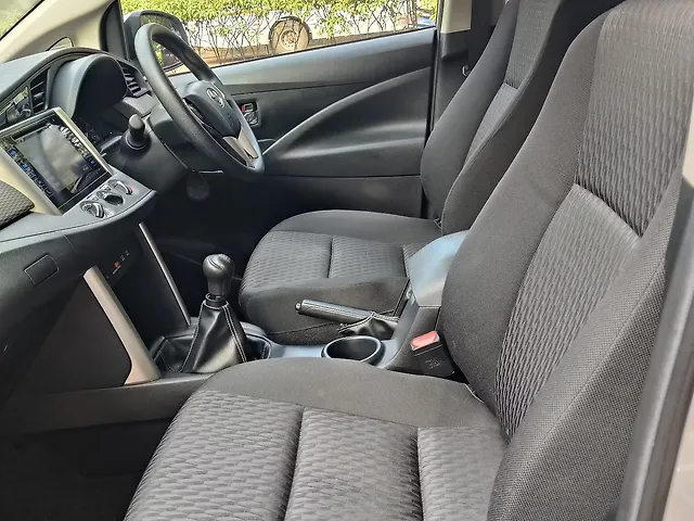 Used Toyota Innova Crysta [2016-2020] 2.4 G 7 STR [2016-2017] in Mumbai
