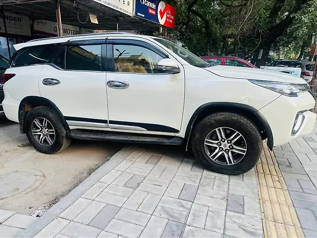 Used Toyota Fortuner [2016-2021] 2.8 4x2 AT [2016-2020] in Delhi