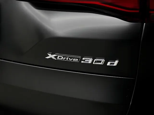 Used BMW X5 [2014-2019] xDrive 30d M Sport in Kolkata