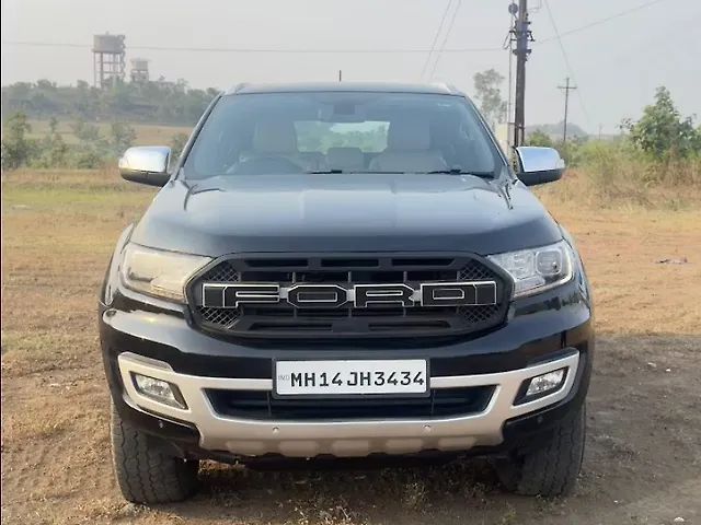 Used 2020 Ford Endeavour in Mumbai