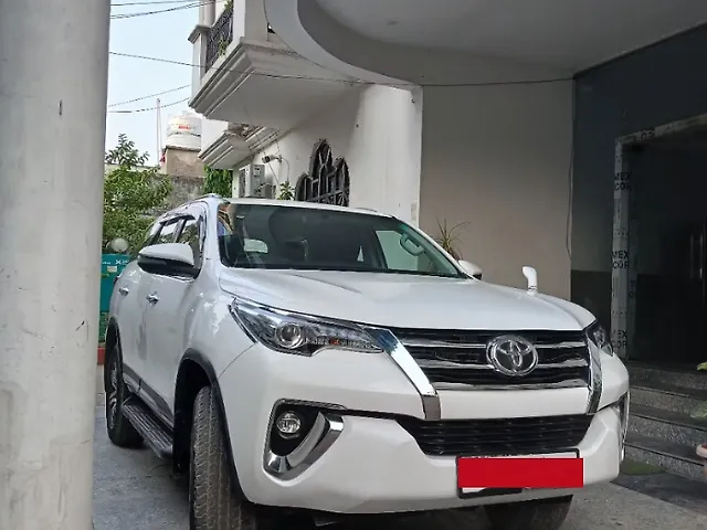 Used Toyota Fortuner [2016-2021] 2.8 4x2 MT [2016-2020] in Lucknow