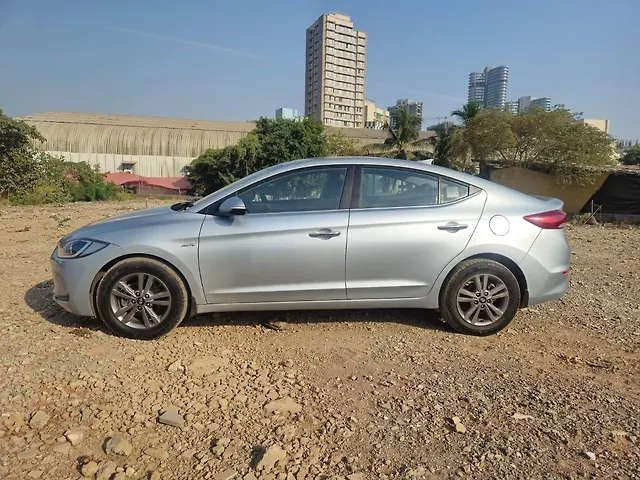 Used Hyundai Elantra SX 2.0 AT in Mumbai