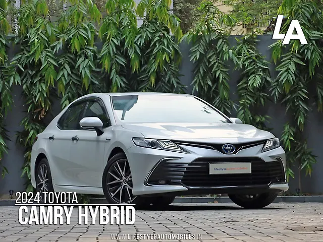 Used 2024 Toyota Camry in Kolkata