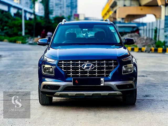 Used 2022 Hyundai Venue in Kolkata