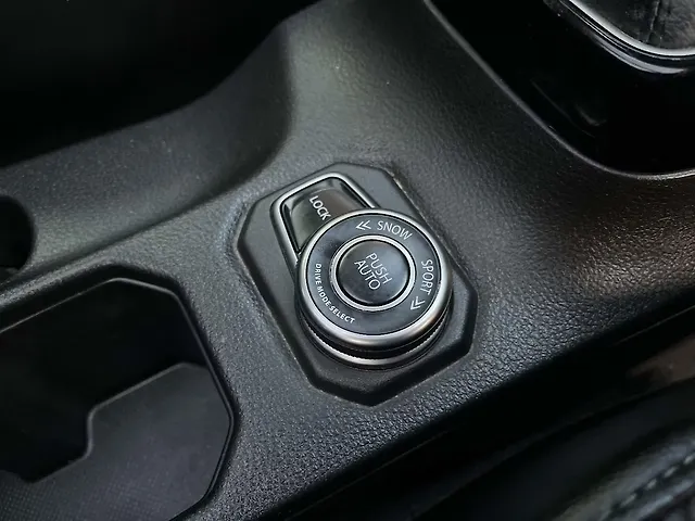 Used Toyota Urban Cruiser Hyryder V AWD NeoDrive [2023-2025] in Kolkata