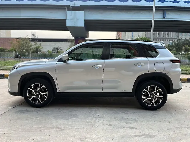 Used Toyota Urban Cruiser Hyryder V AWD NeoDrive [2023-2025] in Kolkata