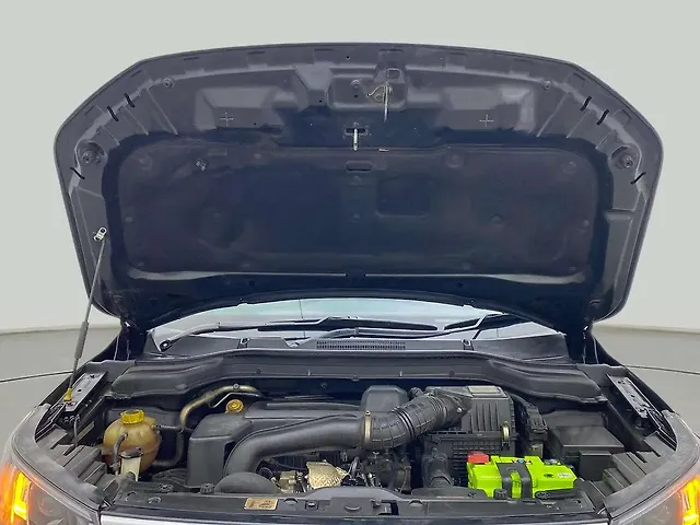 Used Mahindra XUV300 [2019-2024] W8 1.5 Diesel [2020] in Hyderabad