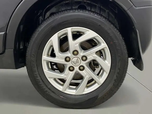 Used Mahindra XUV300 [2019-2024] W8 1.5 Diesel [2020] in Hyderabad