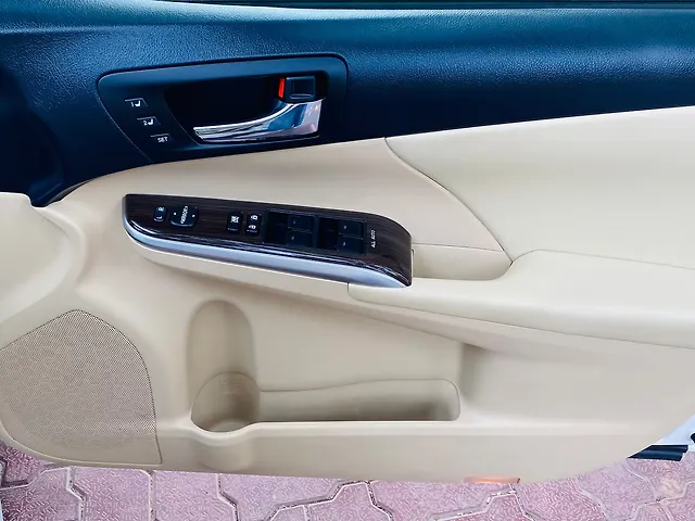 Used Toyota Camry [2015-2019] Hybrid in Lucknow