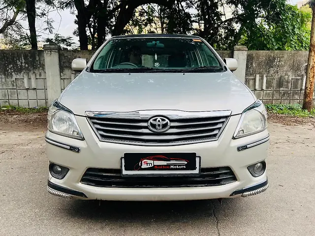Used 2013 Toyota Innova in Mumbai