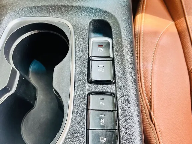 Used MG Hector Plus [2020-2023] Sharp 1.5 Petrol Turbo CVT 6-STR in Delhi