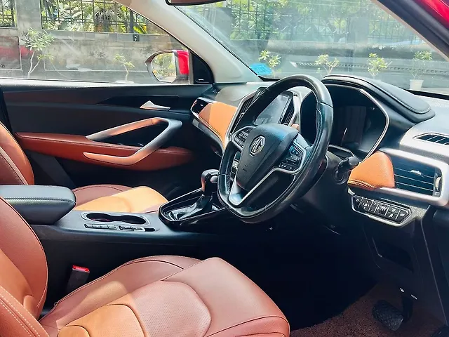 Used MG Hector Plus [2020-2023] Sharp 1.5 Petrol Turbo CVT 6-STR in Delhi