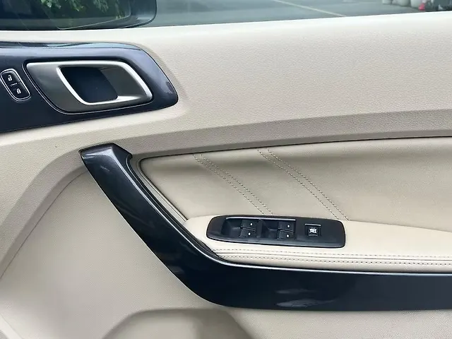 Used Ford Endeavour Titanium Plus 2.2 4x2 AT in Delhi