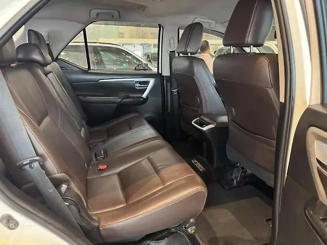 Used Toyota Fortuner [2016-2021] 2.8 4x2 MT [2016-2020] in Hyderabad