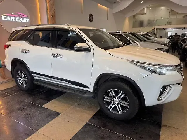 Used Toyota Fortuner [2016-2021] 2.8 4x2 MT [2016-2020] in Hyderabad