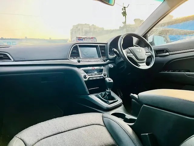 Used Hyundai Elantra [2016-2019] 1.6 SX (O) in Mumbai