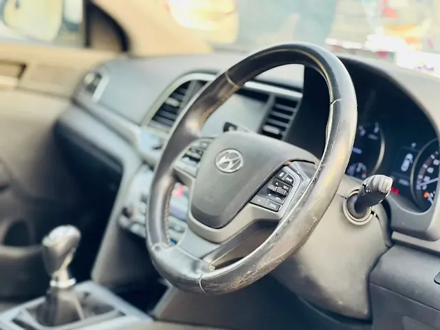 Used Hyundai Elantra [2016-2019] 1.6 SX (O) in Mumbai