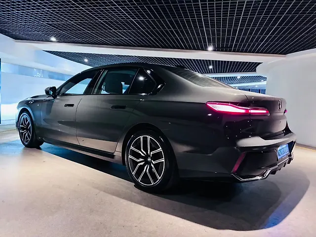 Used BMW 7 Series 740i M Sport in Mumbai