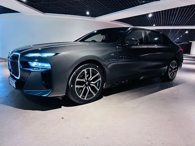 Used BMW 7 Series 740i M Sport in Mumbai