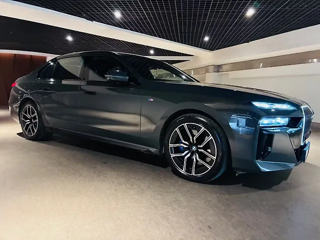 Used BMW 7 Series 740i M Sport in Mumbai
