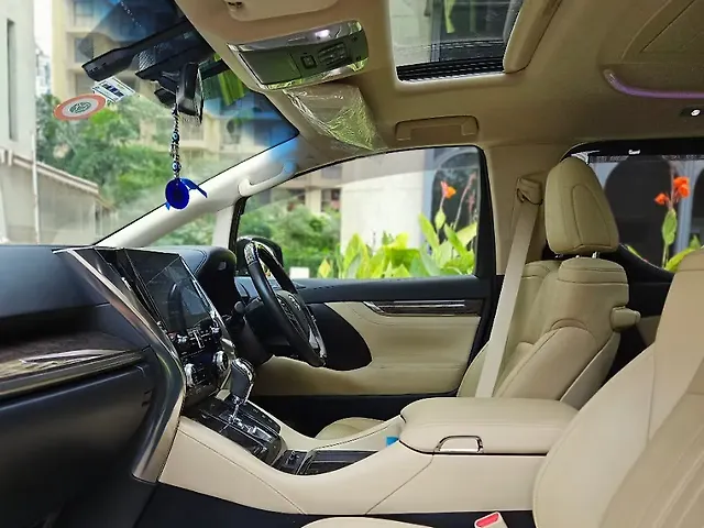 Used Toyota Vellfire [2020-2023] Hybrid in Mumbai